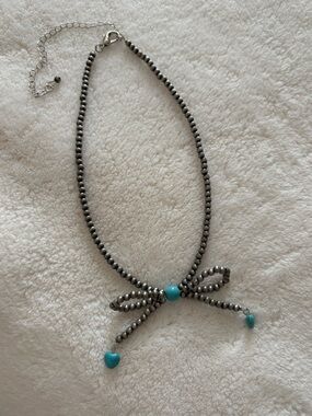 Faux Navajo Pearl and Turquoise Bow Choker Necklace With Extender